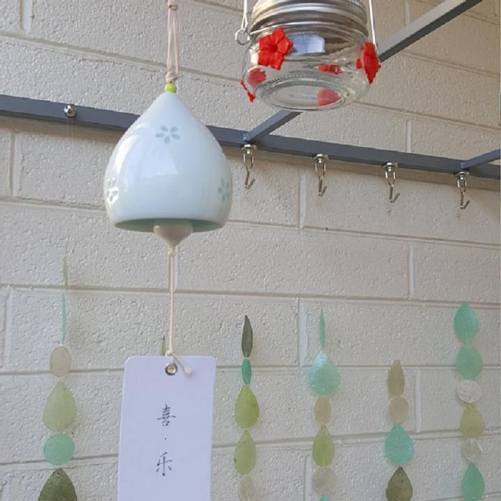 Beautiful Hummingbird Feeder With Three Ports - Image 4